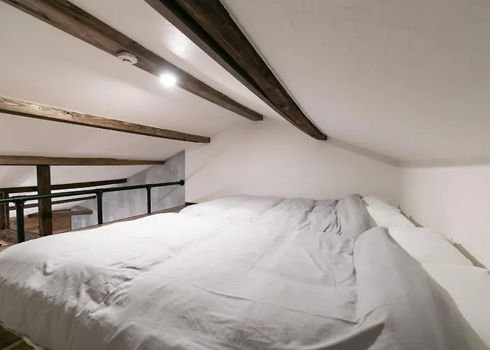 Private House For Max 9Ppl 2Bed Rooms 5 Beds