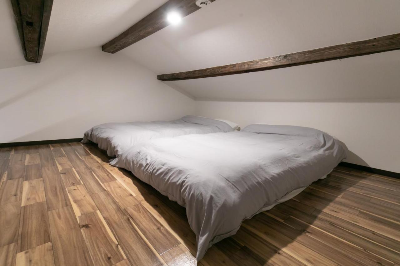 Private House For Max 9ppl 2bed 5 Beds Osaka